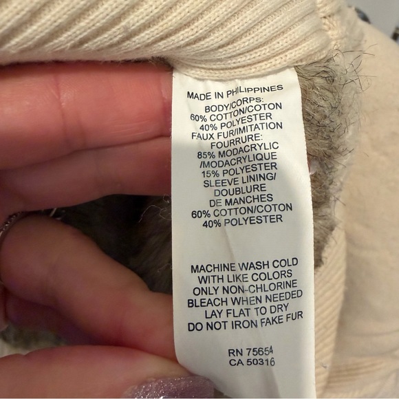 Vintage Abercrombie & Fitch Faux Fur sweatshirt girls Junior size Large - Picture 4 of 10